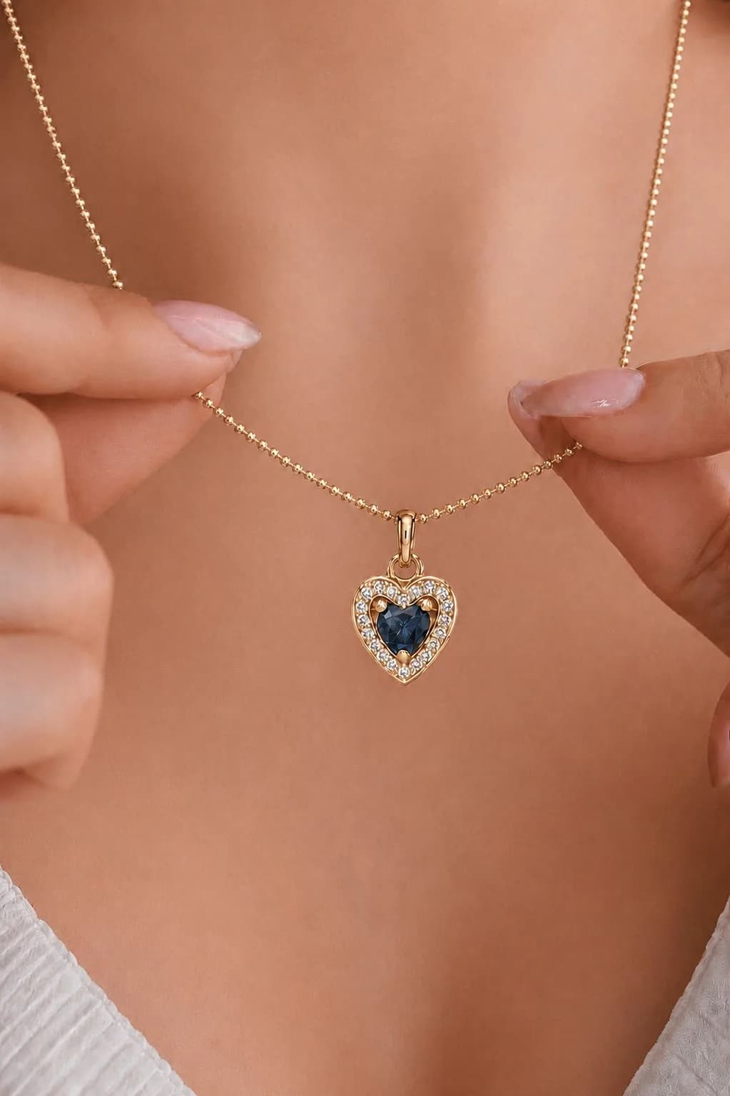 Collar Corazón Azul Real